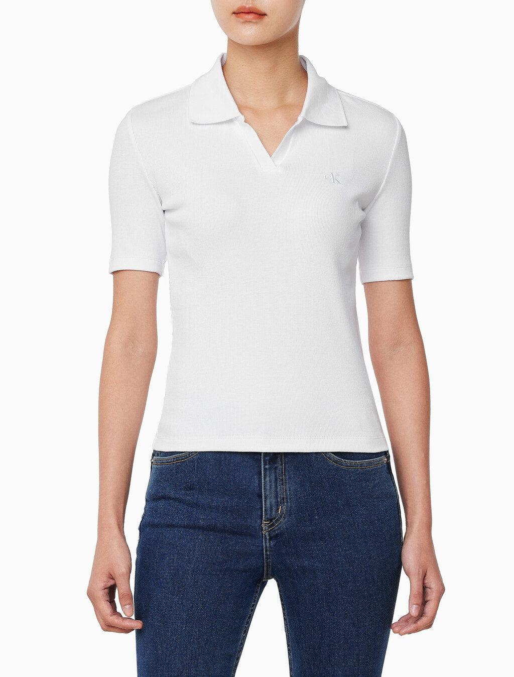 Buy 여성 슬림핏 브이넥 폴로 in color BRILLIANT WHITE