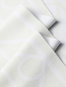 Buy 남녀공용  올오버 로고 머플러 in color Ivory