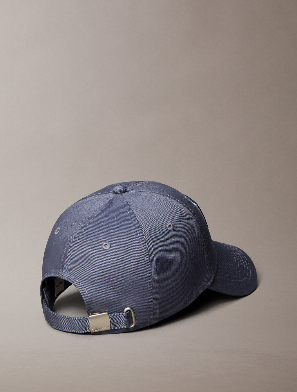 Buy 남녀공용 그래픽 코튼 트윌 볼캡 in color GRISAILLE