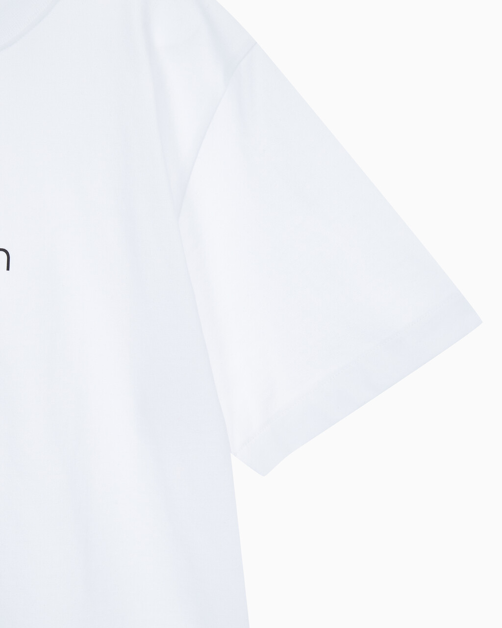 Buy 여성 릴렉스드 스탠다드로고 크루넥 반팔 티셔츠 in color BRILLIANT WHITE