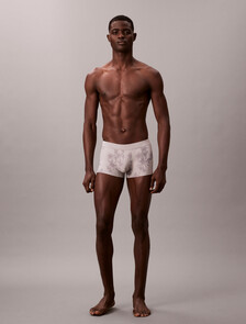 Buy 남성 CK 블랙 프린트 로우 라이즈 드로즈 in color TIE DYE SHADOWS_ASH