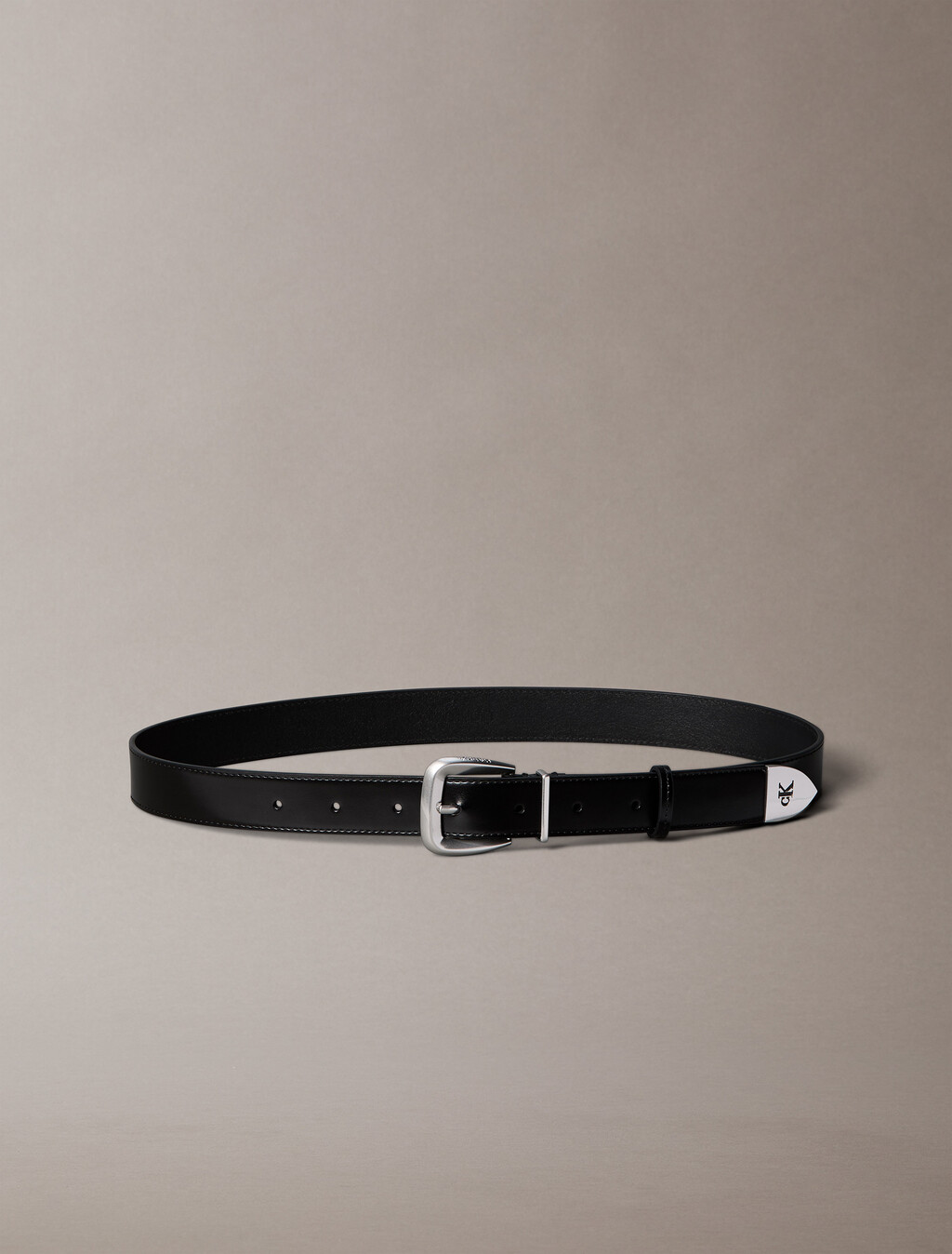 Buy 여성 하드웨어 엔드팁 버클 벨트 30mm in color Ck Black / Antique Nickel