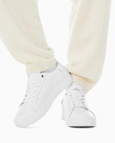 Buy 남성 로마 클래식 컵솔 스니커즈 in color BRIGHT WHITE