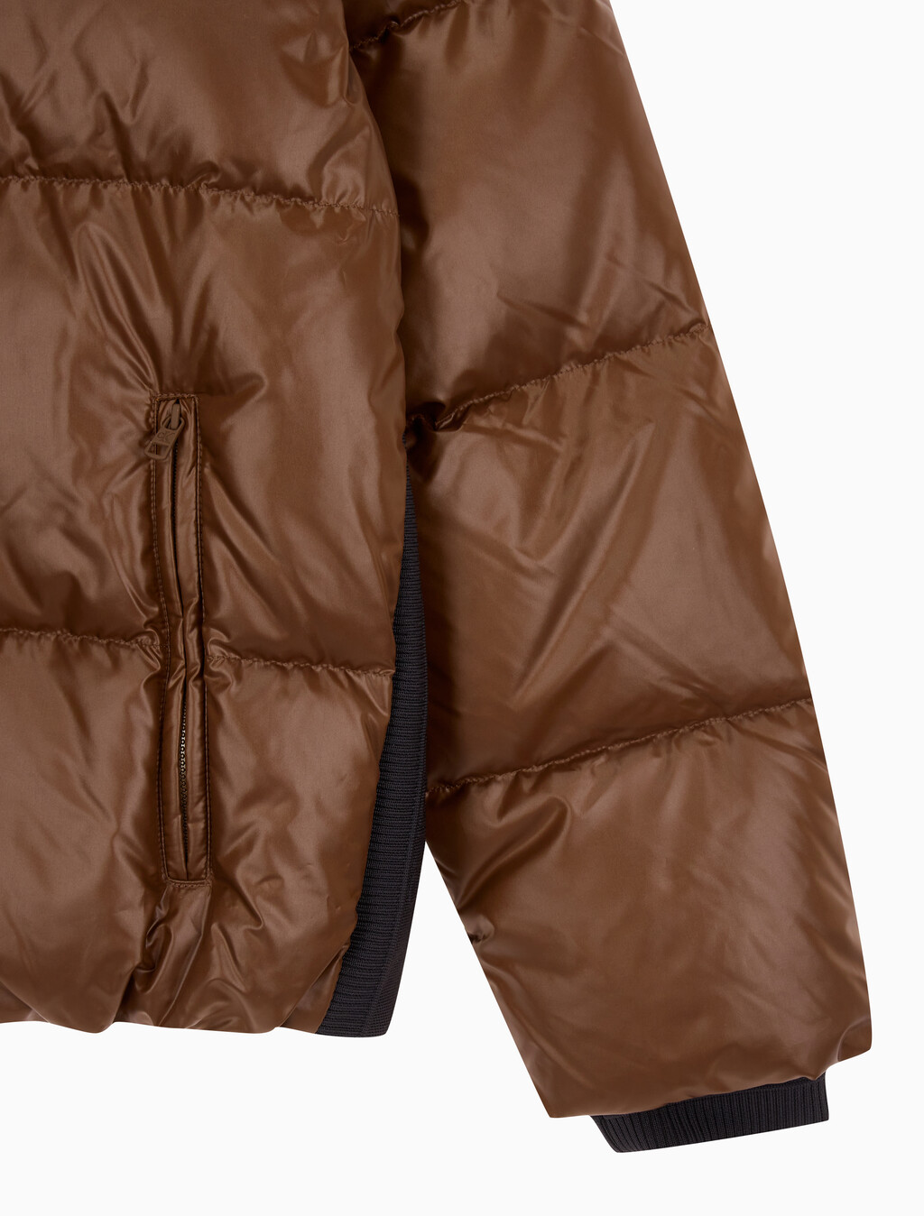 Buy 남녀공용 글로시 숏 푸퍼 in color DARK BROWN