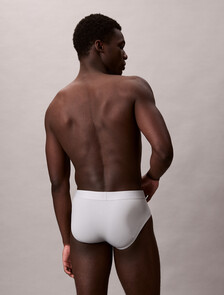 Buy 남성 CK 블랙 마이크로파이버 힙브리프 in color HARBOR MIST