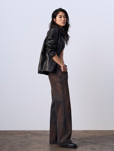 Buy Jung Kook for Calvin Klein 여성 로우라이즈 배기 데님 in color 551 REBEL