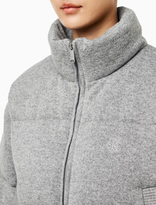 Buy 여성 크롭 니트 다운 푸퍼 in color GREY