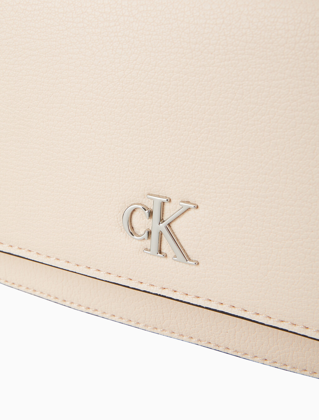 Buy 여성 CKJ 미니멀 모노그램 폰 크로스바디 in color PINK BEIGE