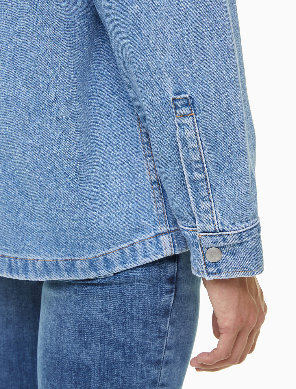 Buy 남성 박시 루즈핏 라이트블루 데님 셔츠 in color CHALKY BLUE