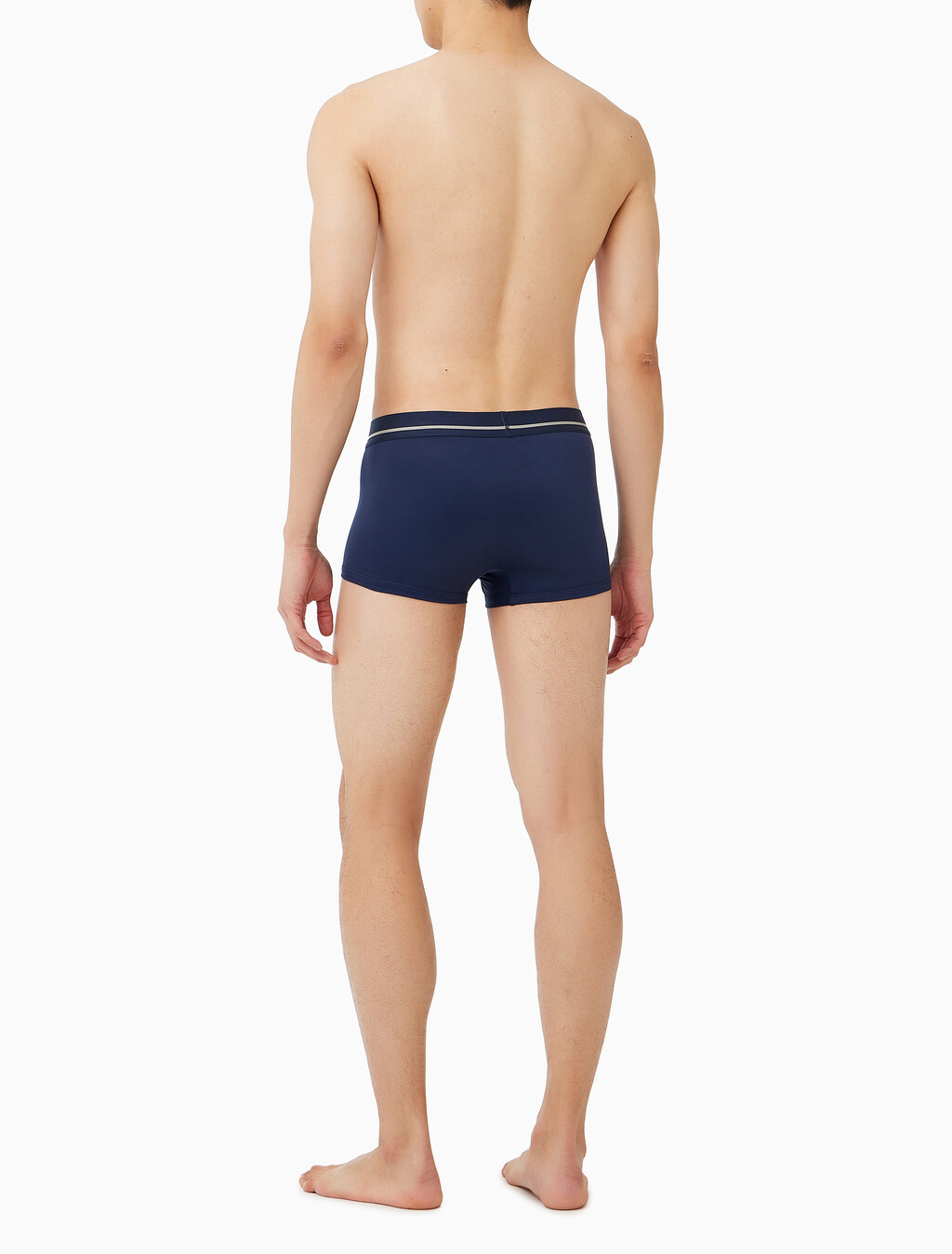 Buy 남성 뉴 사인 로고 로우 라이즈 트렁크 in color BLUE SHADOW