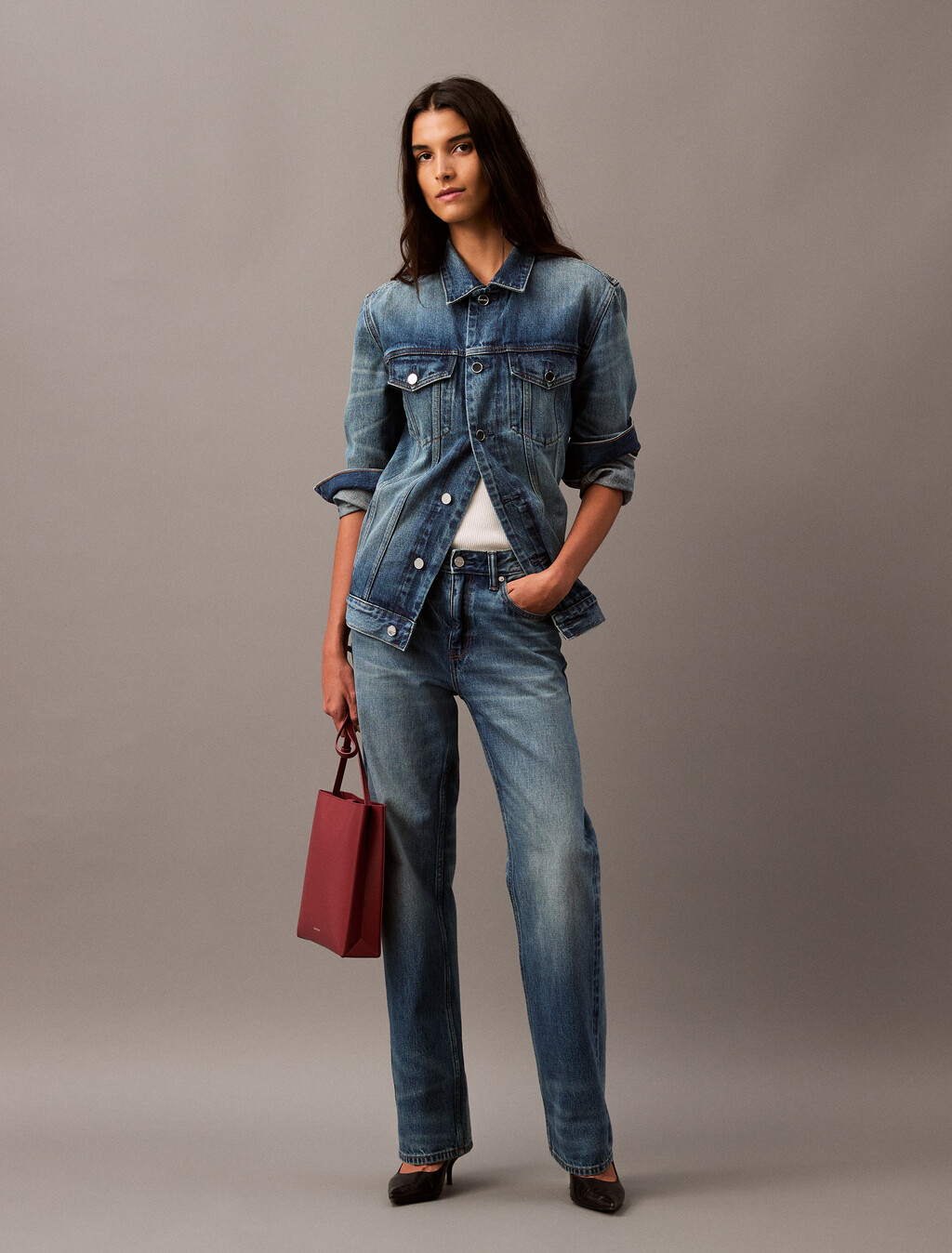 Buy 여성 재패니즈 셀비지 루즈핏 인디고 진 in color ALLOY INDIGO