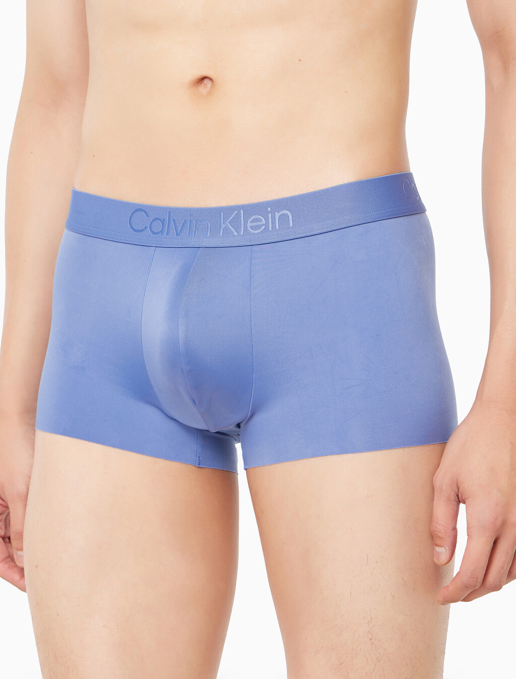 Buy 남성 CK 블랙 마이크로파이버 스트레치 트렁크 in color BLUE