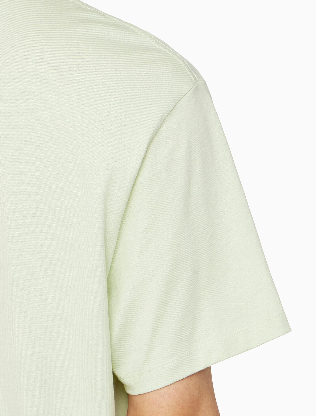 Buy 남성 레귤러핏 커브 바시티 로고 반팔 티셔츠 in color ALOE WASH