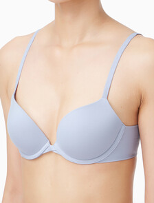 Buy 여성 퍼펙틀리 핏 AF 푸쉬업 브라 in color Light blue