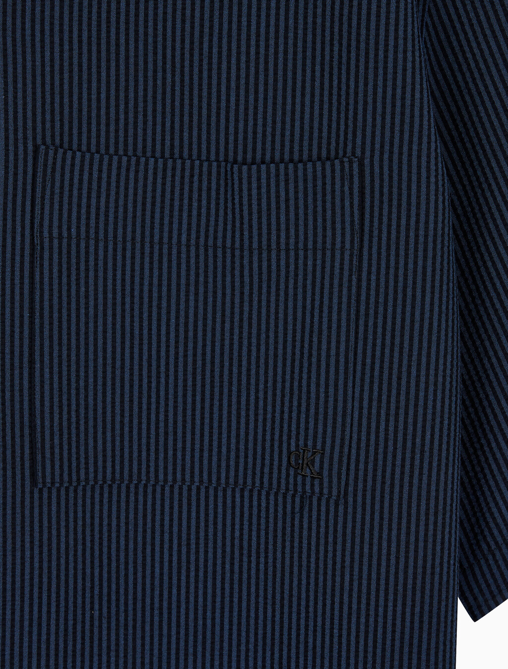 Buy 남성 릴렉스핏 시어서커 스트라이프 반팔 셔츠 in color DARK SAPPHIRE