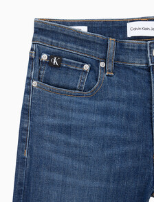 Buy 남성 슬림 스트레이트핏 다크 블루 크롭 데님 in color BLUE BLACK HANGER LOOP