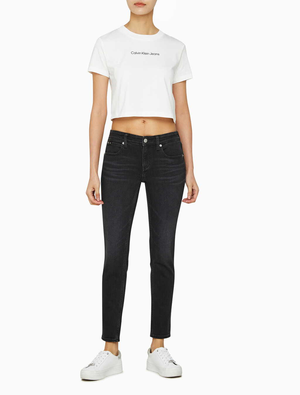 Buy 여성 바디핏 5포켓 앵클 블랙 데님 in color WASHED BLACK LOGO LACE