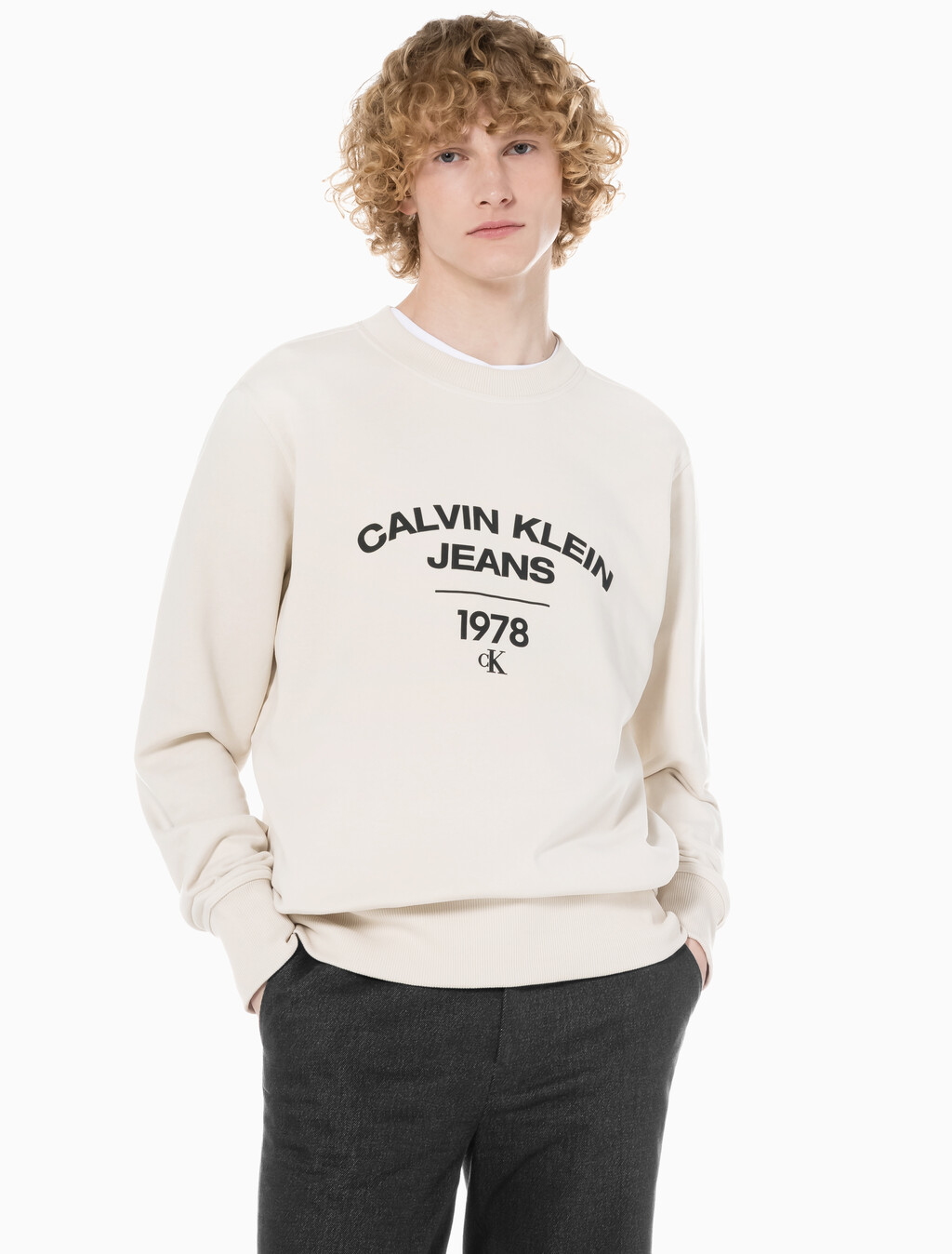 Buy 남성 커브 1978 로고 크루넥 스웨트셔츠 in color BLUR FLORAL_BLACK