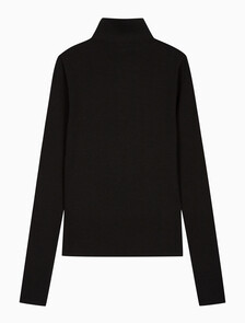 Buy 여성 L/S 우븐 라벨 터틀넥 티셔츠 in color BLACK