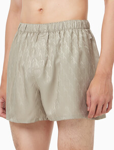 Buy 남성 샤인 새틴 자카드 박서 in color KHAKI BEIGE