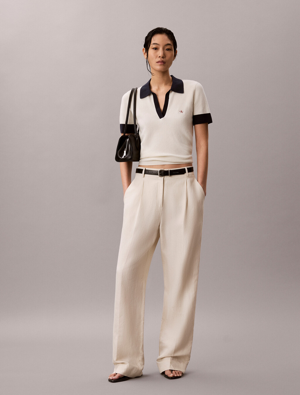 Buy 여성 우븐라벨 폴로 in color TOFU