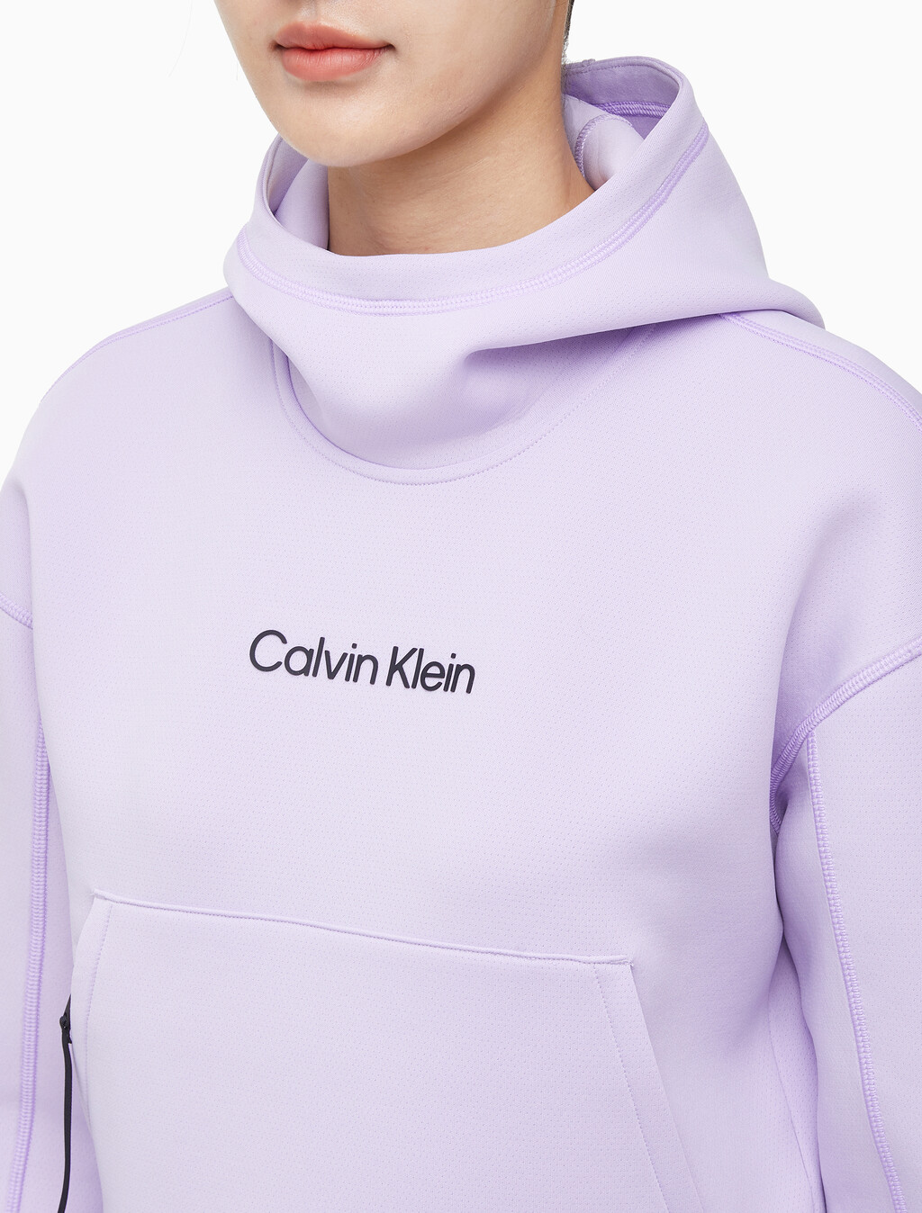 Buy 여성 릴렉스핏 크롭 후디 in color BRILLIANT WHITE