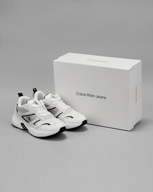 Buy 여성 교토 스니커즈 in color WHITE