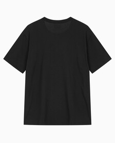 Buy 남성 레귤러 핏 에센셜 볼드 로고 반팔 티셔츠 in color BLACK