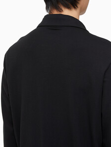 Buy 남성 CK 블랙 슬립 롱 슬리브 셔츠 in color BLACK