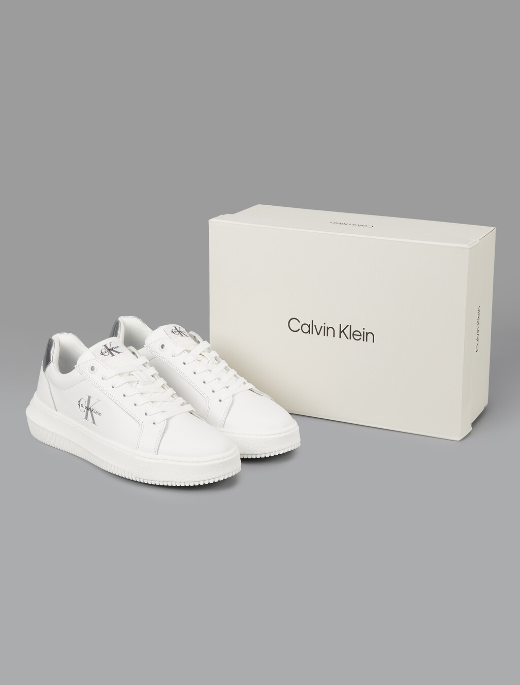 Buy 여성 말모 레더 청키 컵솔 스니커즈 in color WHITE/CIRRUS GREY/BLACK