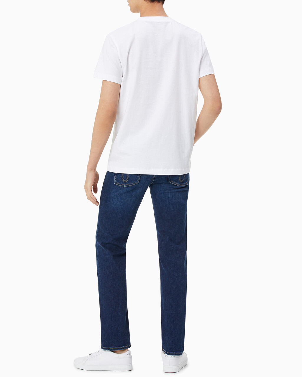 Buy 남성 레귤러핏 모노그램 앰브로이더리 로고 반팔 티셔츠 in color BRIGHT WHITE