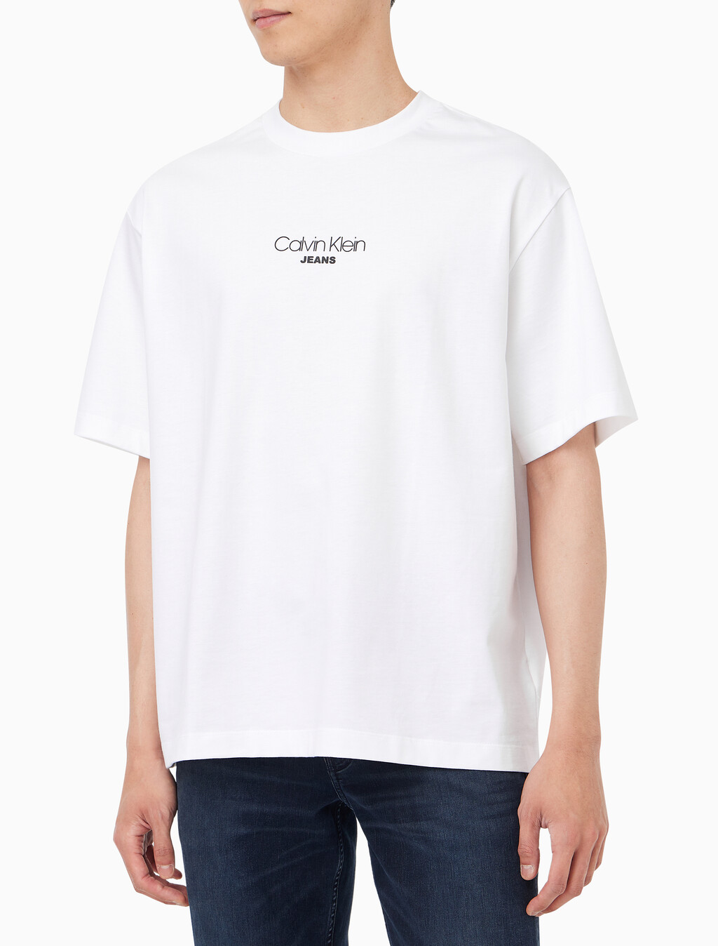 Buy 남성 릴렉스핏 CKJ 그래픽 반팔 티셔츠 in color BRILLIANT WHITE
