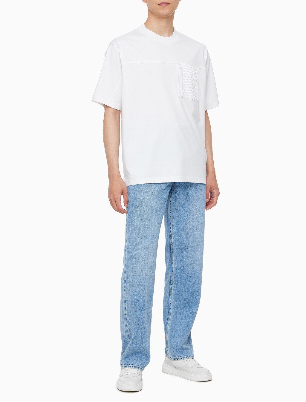Buy 남성 릴렉스핏 기능성 포켓 반팔 티셔츠 in color BRIGHT WHITE