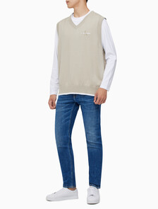 Buy 남성 엠보스드 스웨터 베스트 in color BEIGE