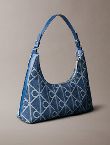 Buy 여성 엠블럼 데님 숄더 백 in color Denim JQD Medium Wash