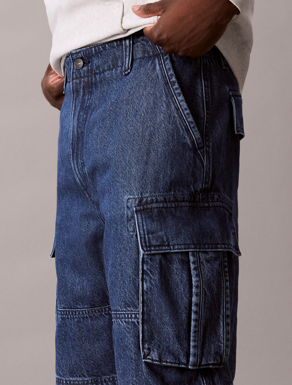 Buy 90s 카고 데님 쇼츠 in color Mid Blue