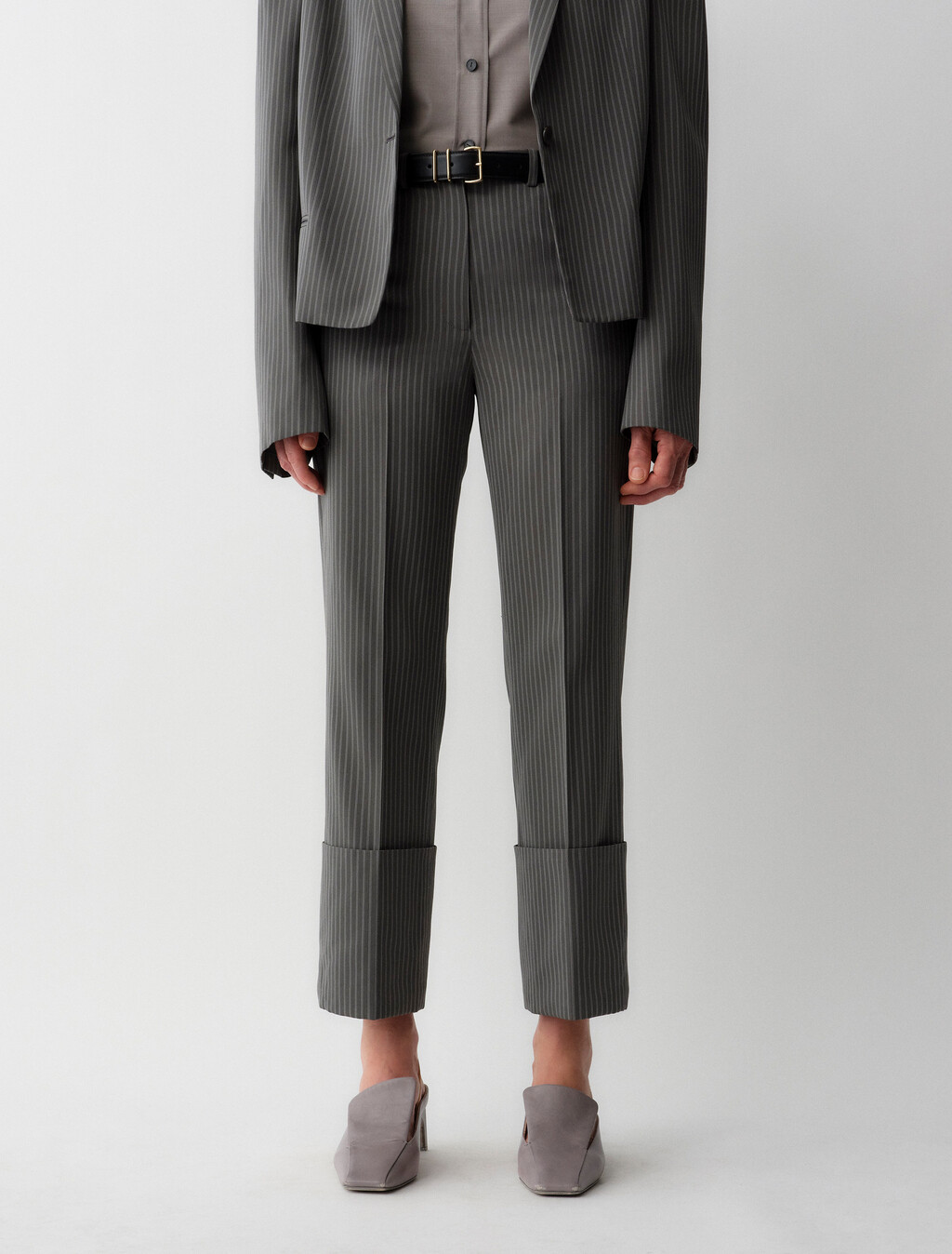 Buy EVA WOMENS TROUSERS in color CHARCOAL