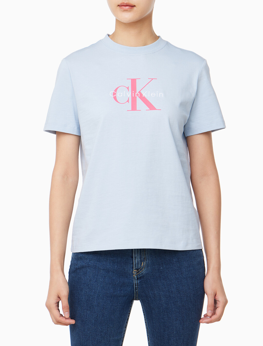Buy 여성 히어로 모노그램 로고 반팔티셔츠 in color LIGHT BLUE