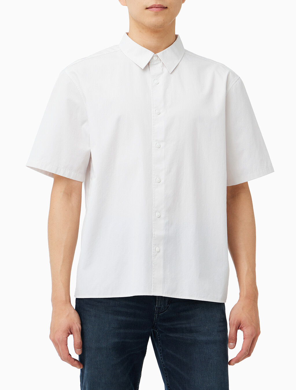 Buy 솔리드 포플린 박시 릴렉스 셔츠 in color Sand White