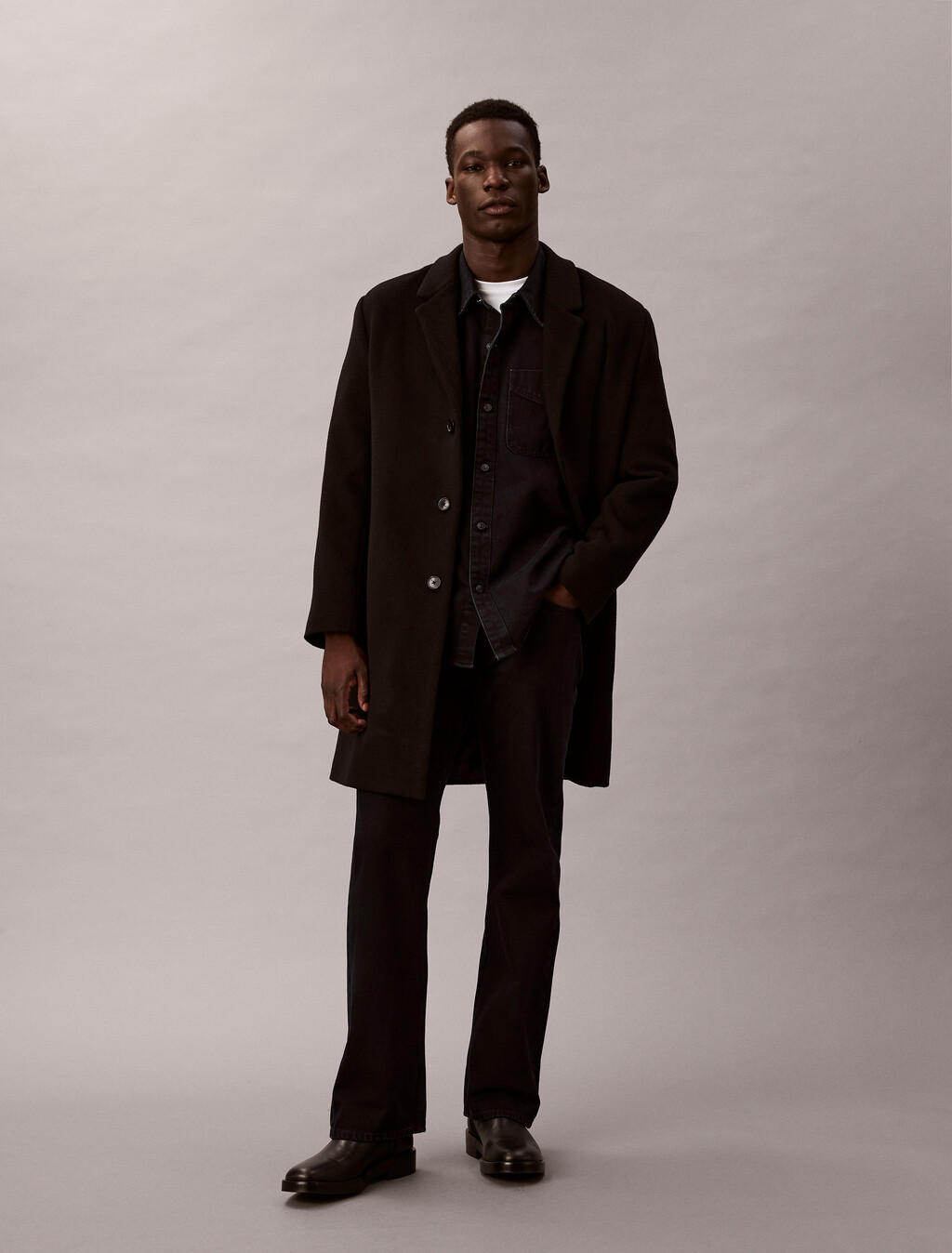 Buy 남성 블루블랙 스톤 90S 오버셔츠 in color BLUE BLACK