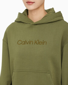 Buy 여성 릴렉스핏 스탠다드 로고 후디 in color JOLLY GREEN BEAN