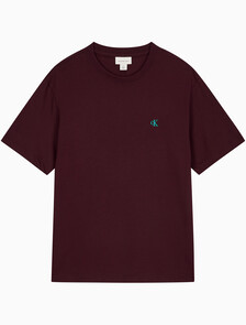 Buy 남성 이지핏 아카이브 로고 반팔 티셔츠 in color Crimson red