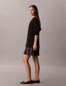 Buy 여성 믹스 미디어 브이넥 스웨터 원피스 in color BLACK