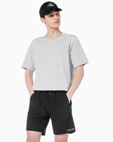 Buy 남성 레귤러 핏 에센셜 로고 반팔 티셔츠 in color ATHLETIC GREY H