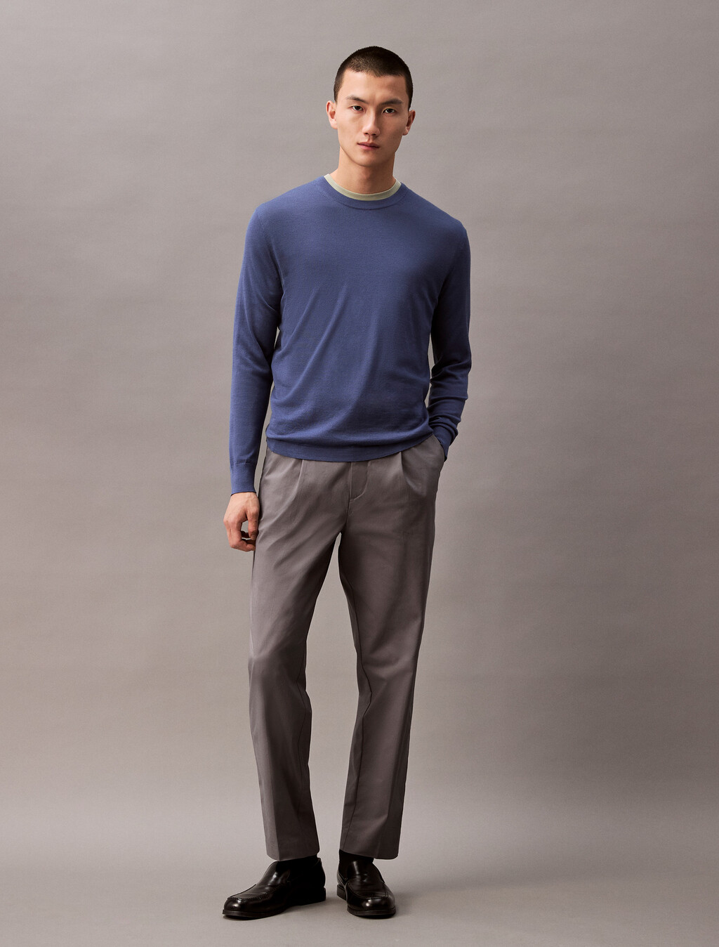Buy 유니섹스 롱슬리브 테크니컬 메리노 울 크루넥 스웨터 in color VINTAGE INDIGO