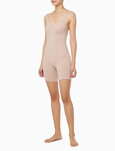 Buy 여성 세큐어 스컬프트 심리스 바디 브리퍼 in color CEDAR