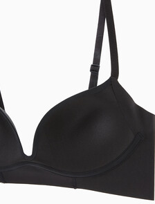 Buy 여성 인비져블 테일러드 NSE AF 푸쉬업 브라 in color BLACK
