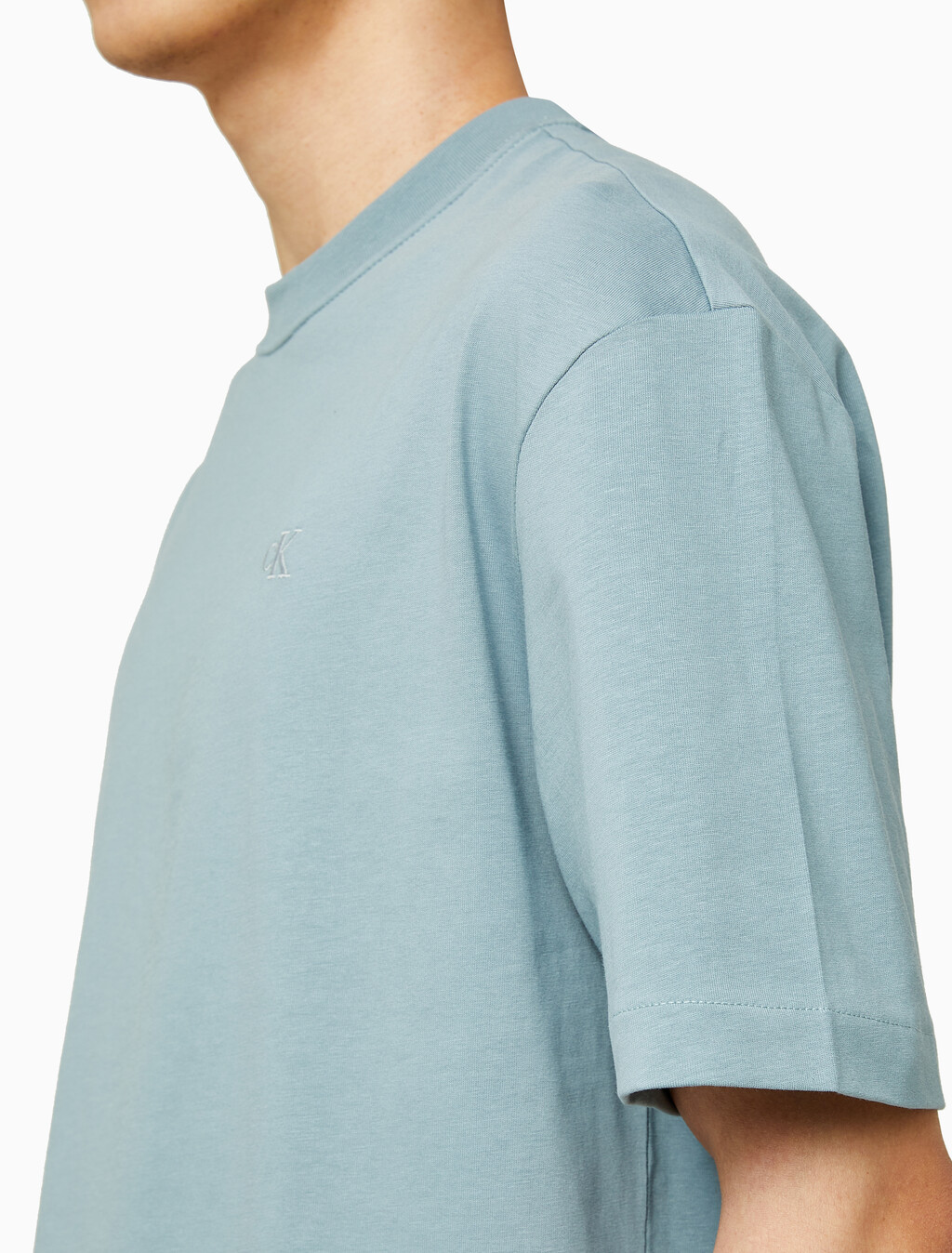 Buy 남성 릴렉스핏 아카이브 로고 반팔 티셔츠 in color BLUE GREY