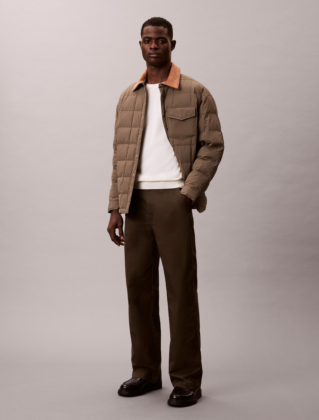 Buy 남성 90s 베기핏 치노팬츠 in color BROWN