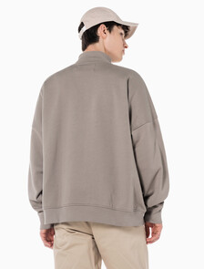 Buy 남녀공용 모노그램 로고 하프 집업 스웨트셔츠 in color PERFECT TAUPE